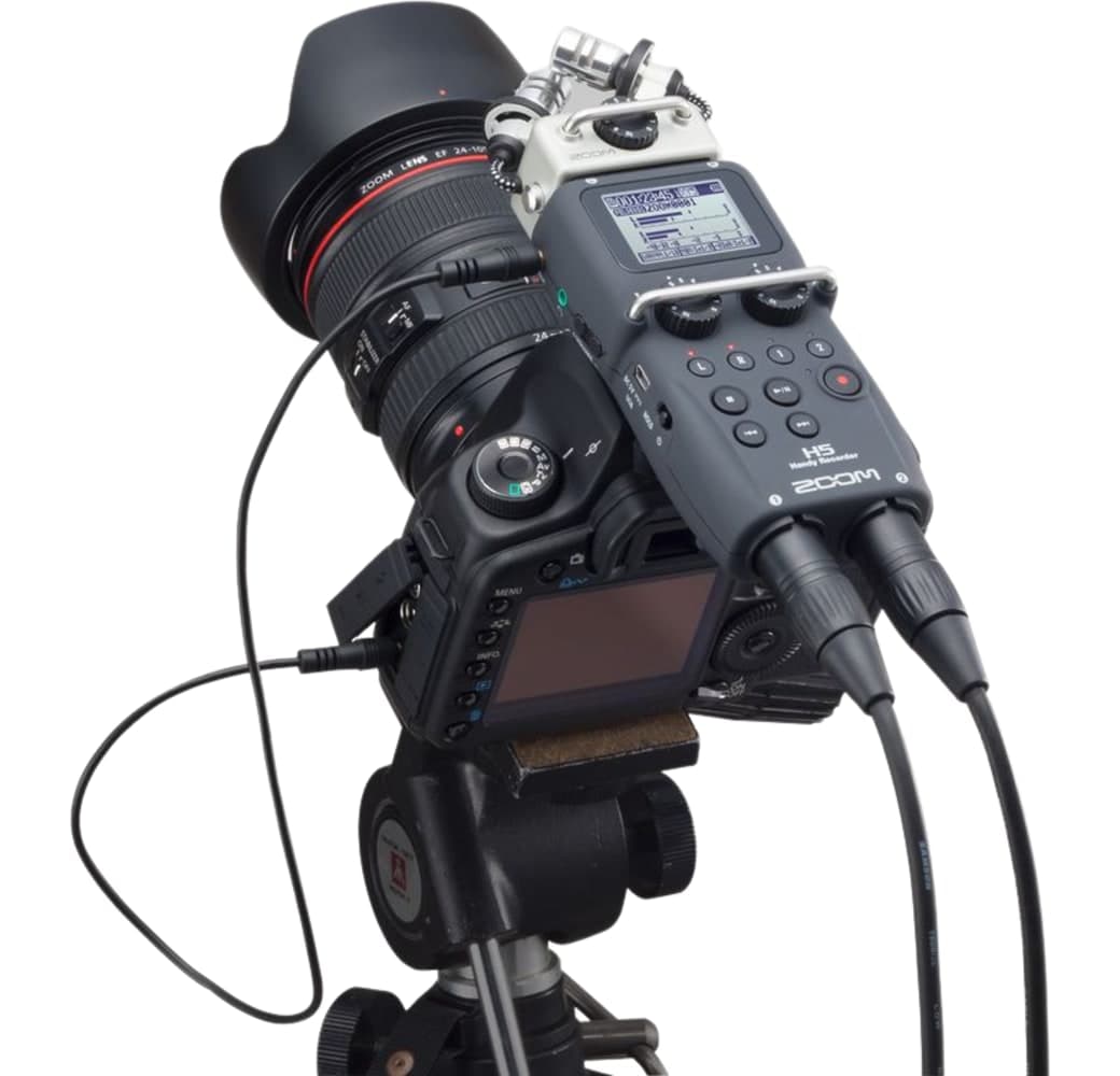 Black Zoom H5 Portable MP3 / Wave Recorder.2