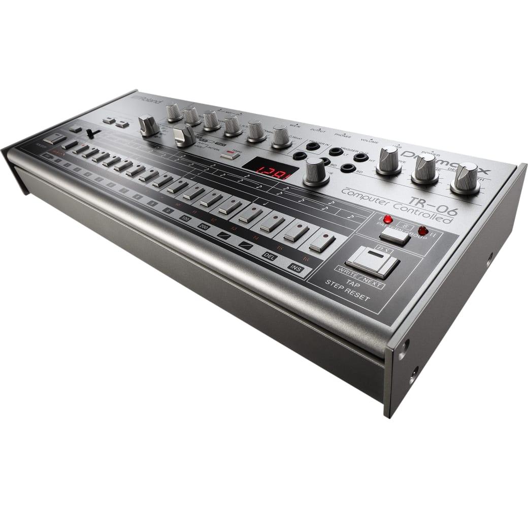 Silver Roland TR-06 Drumatix Drum Machine.3