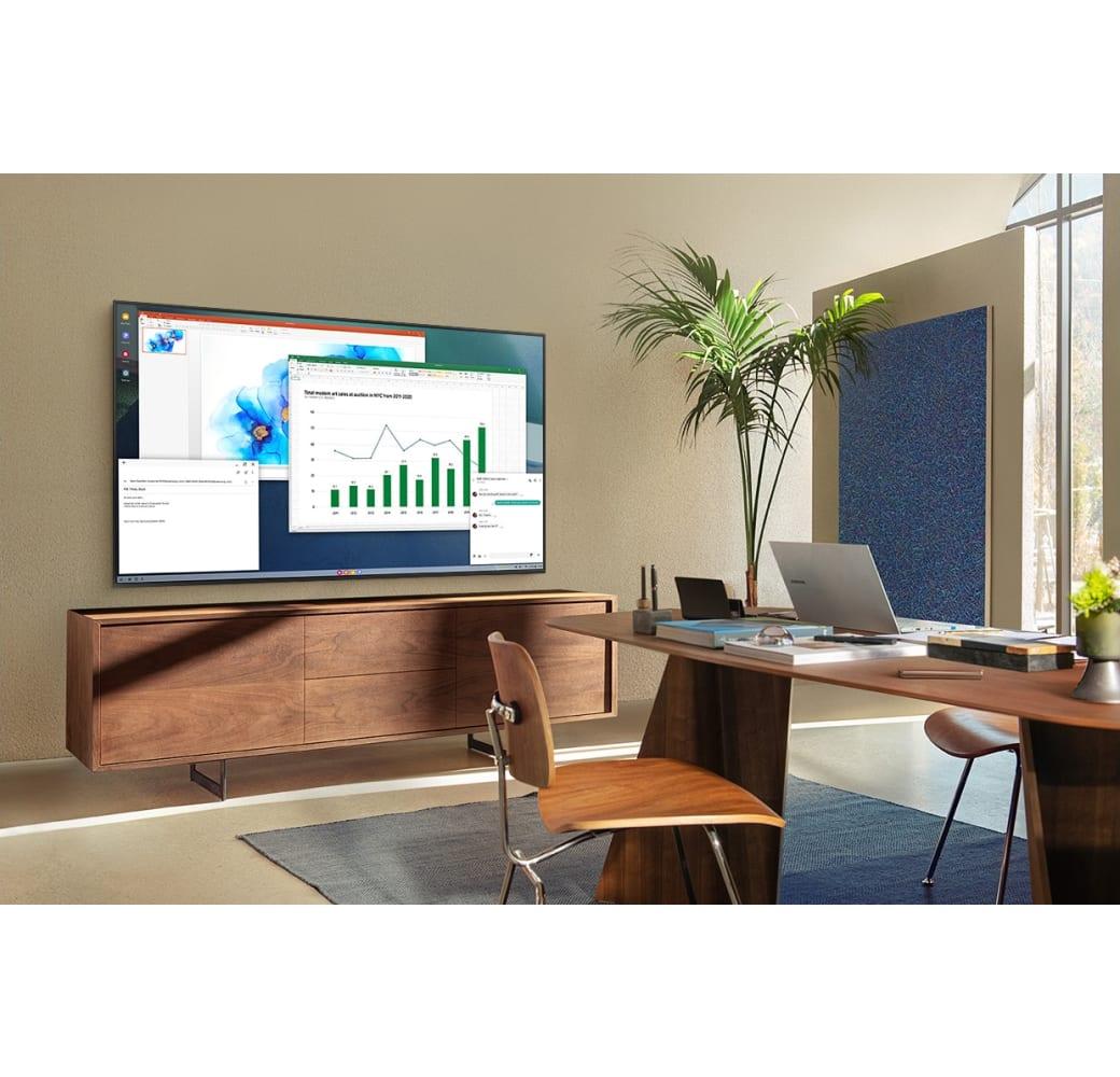 Black Samsung TV 43" GQ43Q60AAU QLED UHD 4K.4