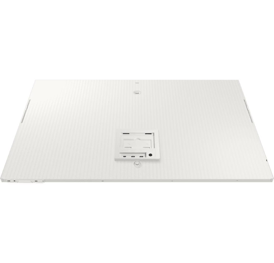 White Samsung - 32" Smart Monitor M8 (SOLD) LS32BM801UUXEN.5