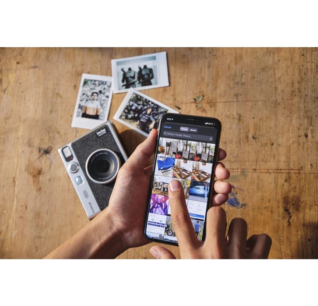 Black Fujifilm Instax Mini EVO - Black.6