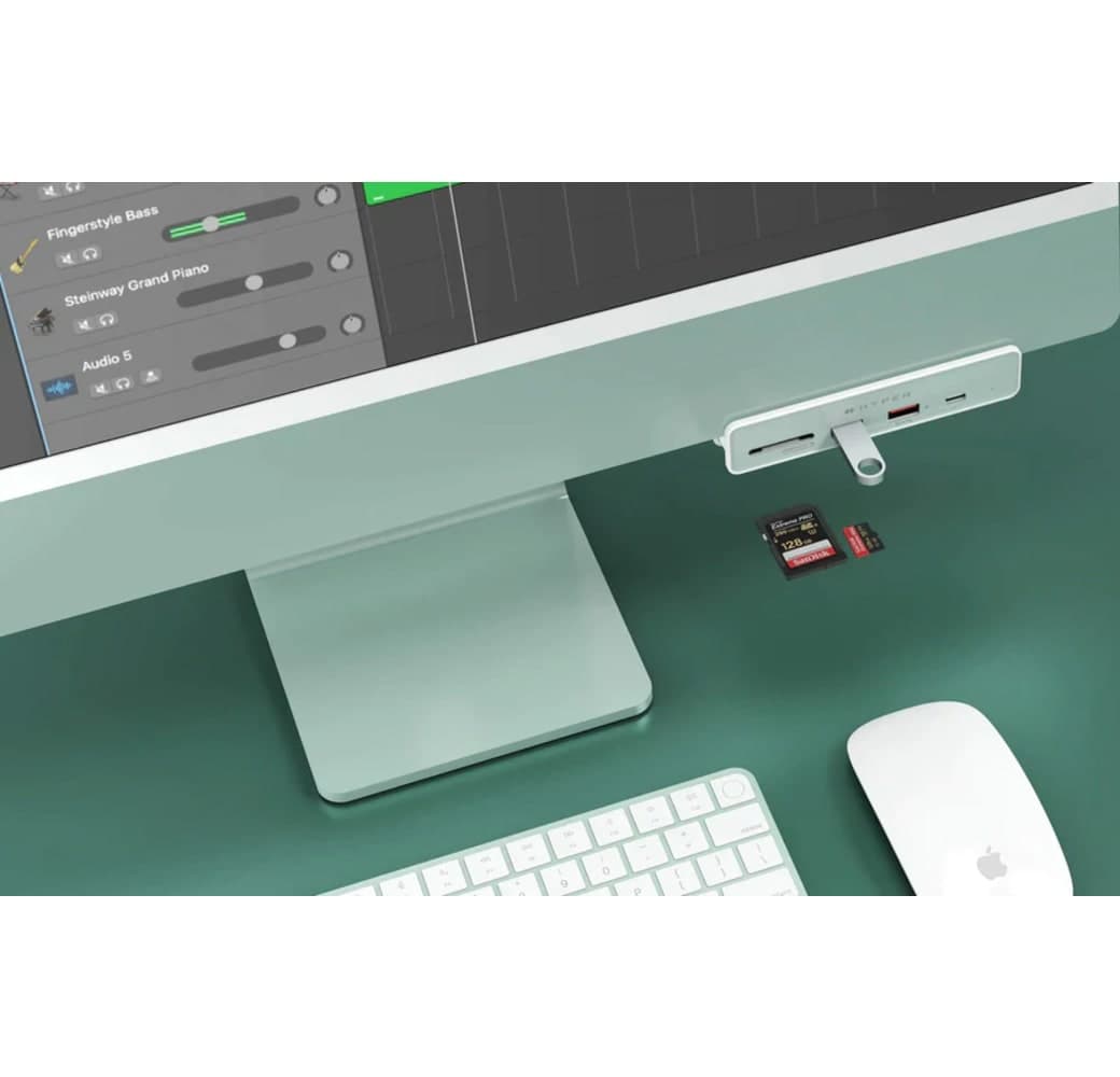 White Targus Hyper Drive 6-in-1 USB-C Hub.5