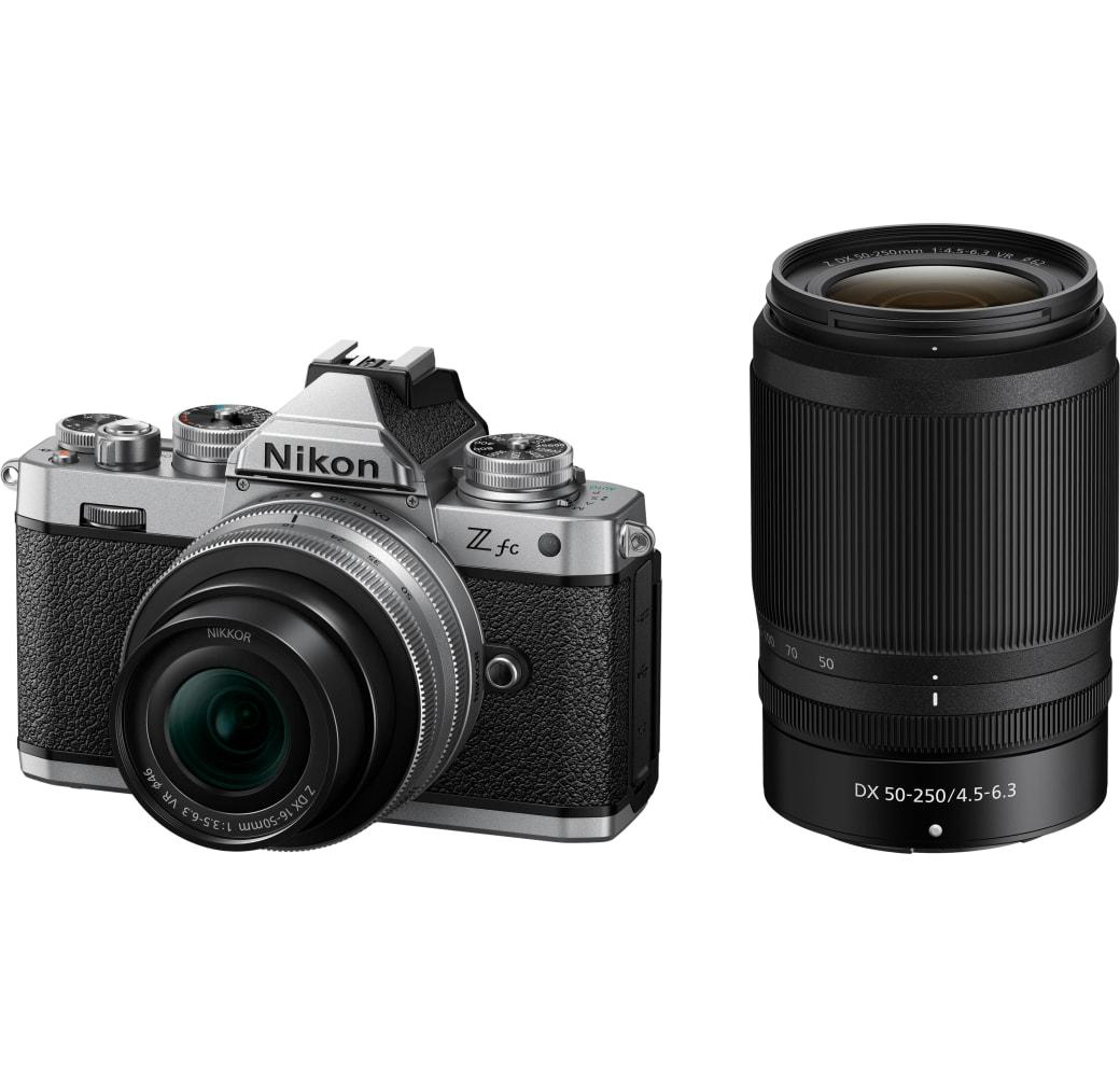 Schwarz Nikon Z fc Systemkamera, mit Objektiv Nikkor Z DX 16-50mm f/3.5-6.3 VR + Nikkor Z DX 50-250mm f/4.5-6.3 VR.1