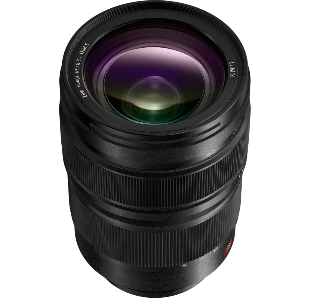 Black Panasonic Lumix S Pro 24-70mm F2.8, L-Mount.3