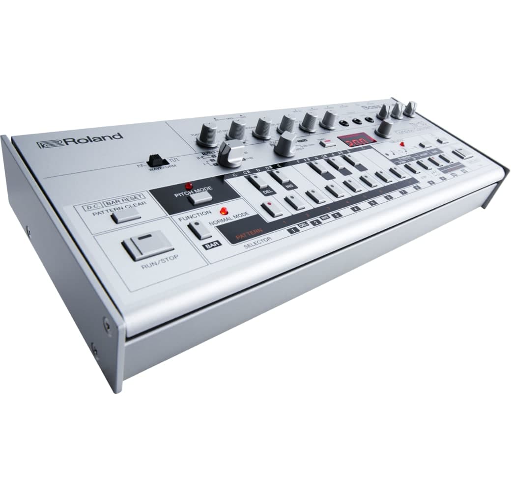 Silver Roland TB-03 Synthesizer.3