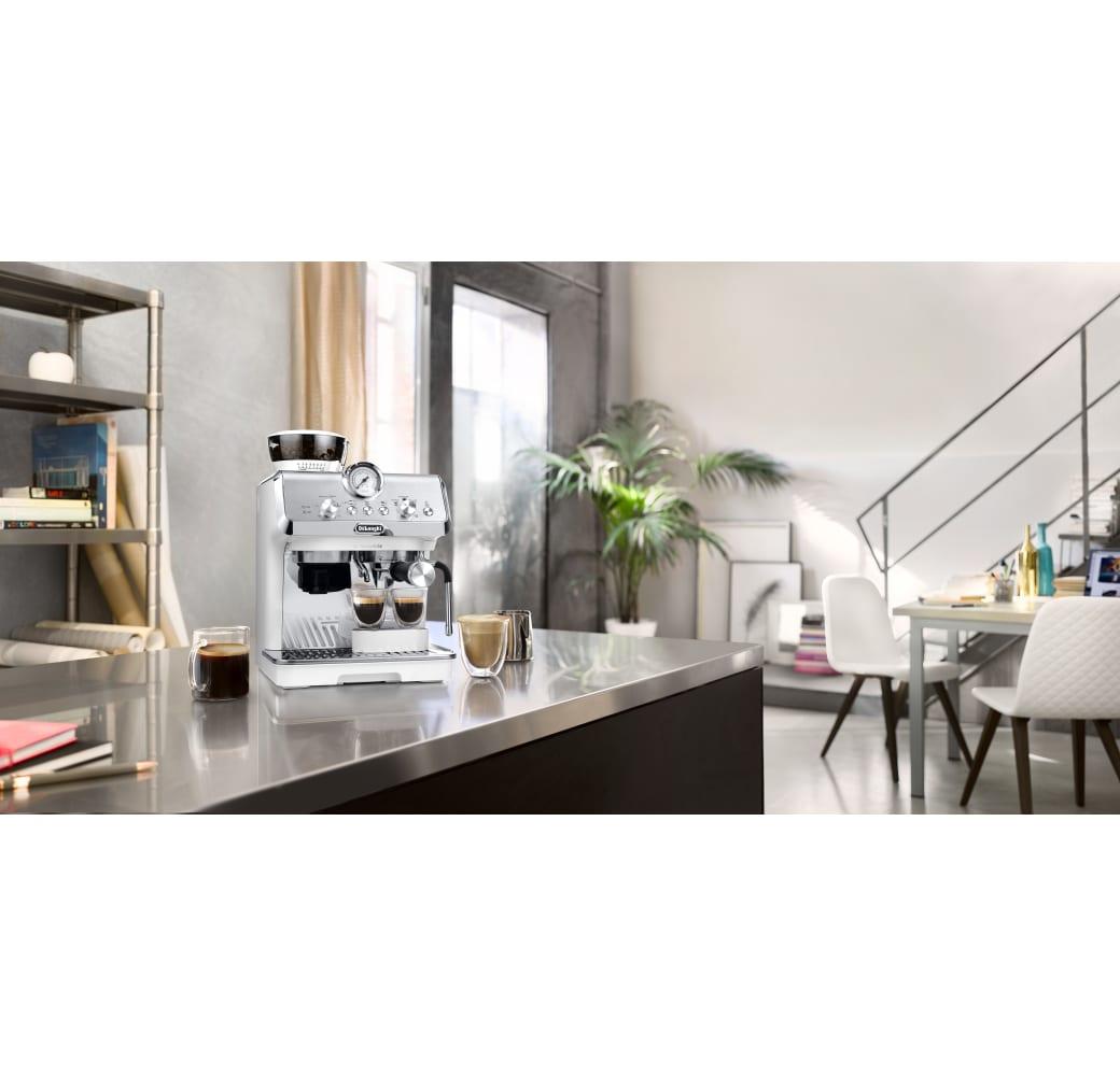 White De'Longhi La Specialista Arte EC9155 Coffee Machine.3