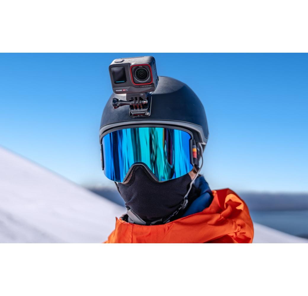 Schwarz Insta360 Ace Pro.8
