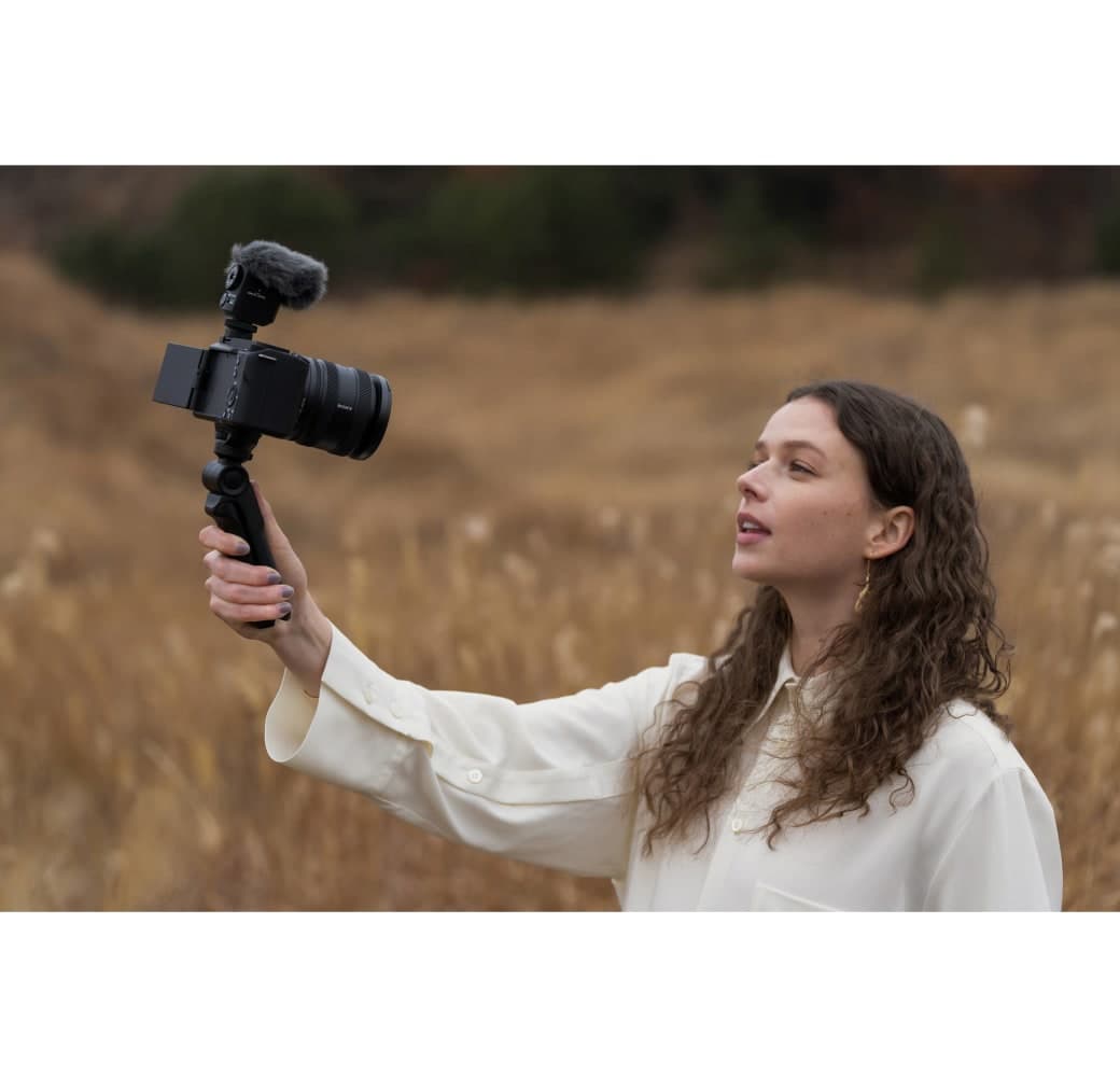 Negro Sony FE 16-25mm f/2.8 G.6