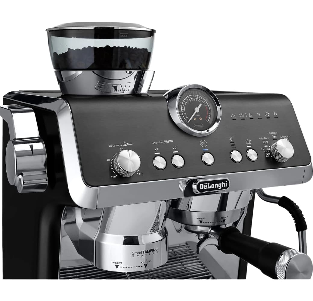 Schwarz Delonghi La Specialista Opera EC9555 Coffee Machine.4