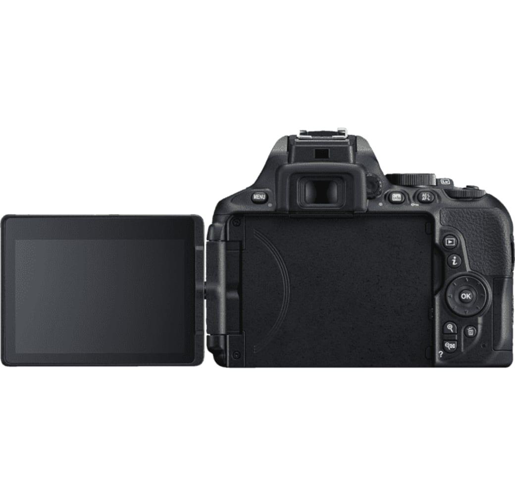 Black Nikon D5600 Camera Kit with Nikon AF-S DX 18-140mm f/3.5-5.6G ED VR Lens.4