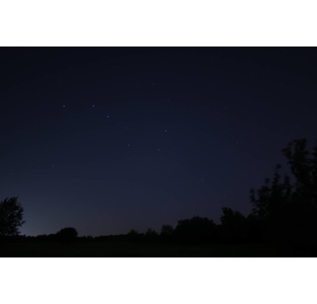 Black Canon RF 24mm f/1.4 L VCM.6