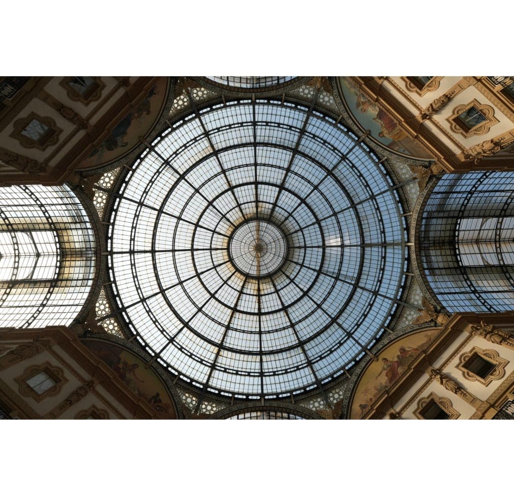 Black Sony FE 16–35 mm F2.8 GM II.9