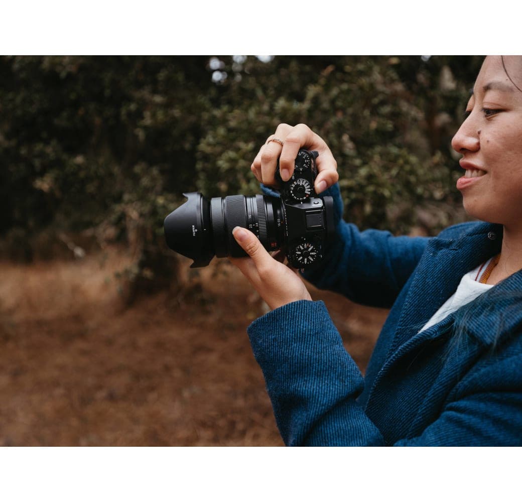 Schwarz Fujifilm XF 16-55mm f/2.8 R LM WR II.5