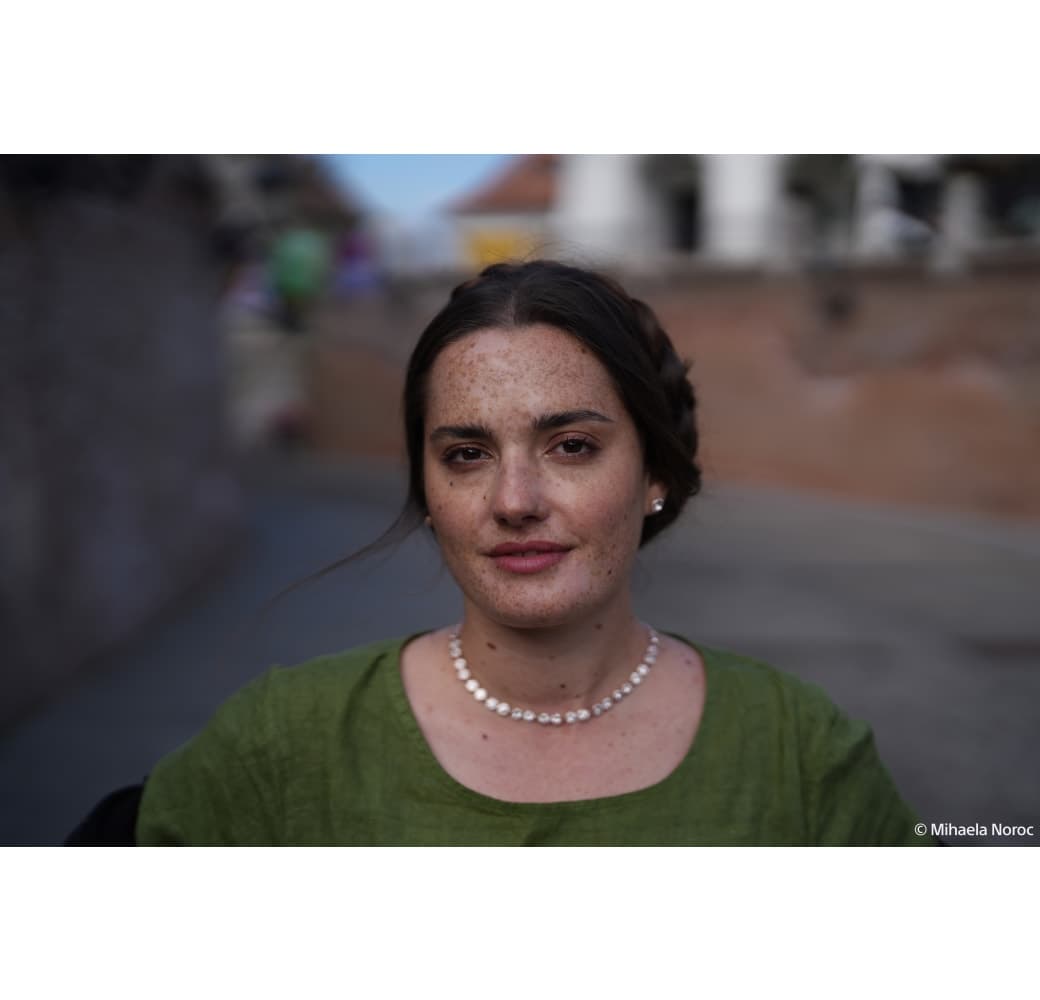 Black Sony Alpha 7 Mark V - Full Frame Camera body (ILCE7M5B).10