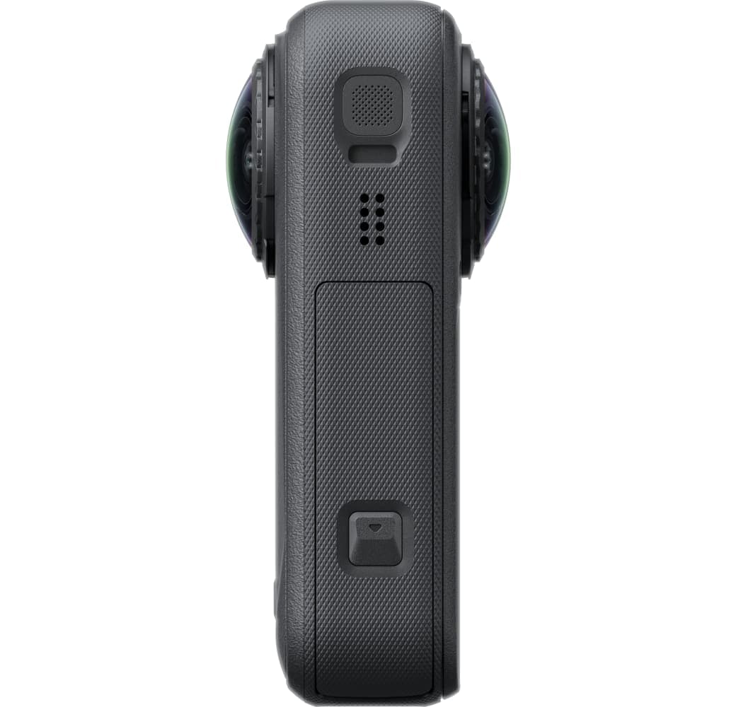 Black Insta360 X6 Essentials Bundle.7